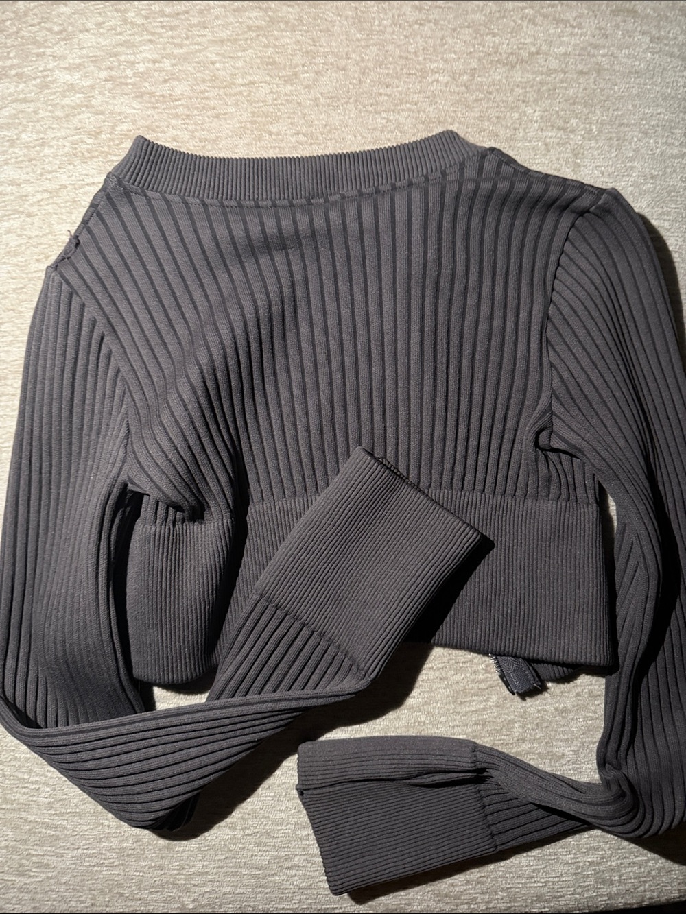 Cropped Ribbed Zip-Front Sweater Jacket - Black - Picture 6 of 6